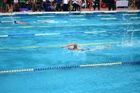úszóverseny